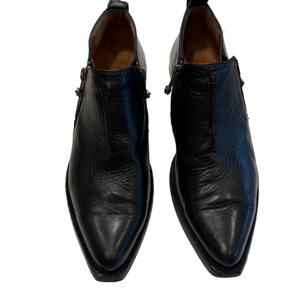 Frye Sacha Black Leather Zip Up Heeled Shootie Western Ankle Boots Women Sz 6.5 - Picture 3 of 15